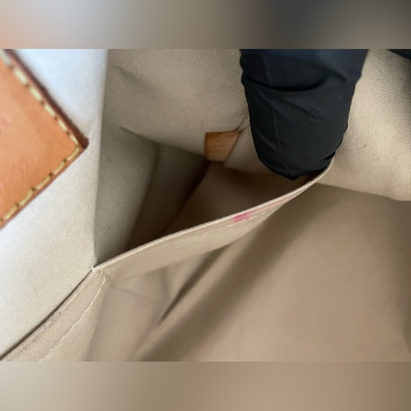 Louis Vuitton Alma bag - Picture 3 of 10